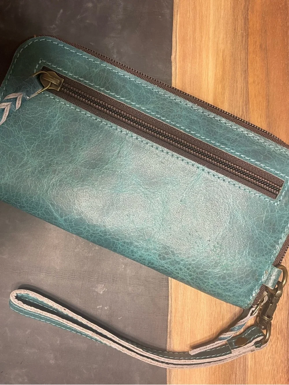 Tooled Floral Leather Wristlet Wallet in Teal & Tan